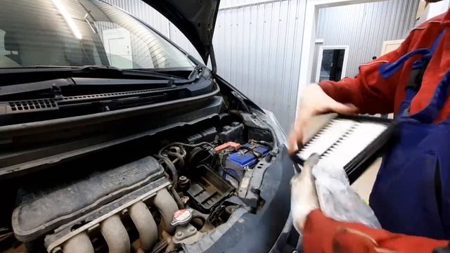 Honda Freed - Техническое обслуживание смотреть онлайн