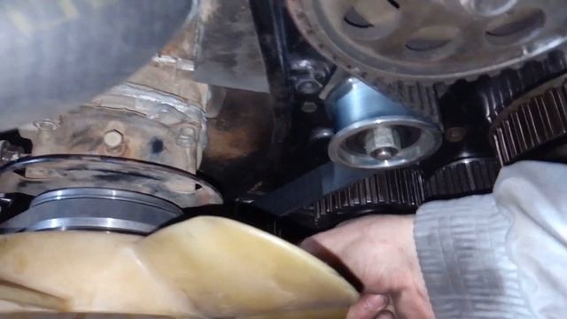 Безщеточный генератор от трактора МТЗ и вакуумный компрессор в ниву. смотреть онлайн