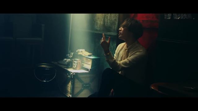 ØMI - Can You See The Light (Official Music Video) смотреть онлайн