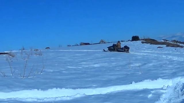 весна. снегоход по воде!!! смотреть онлайн