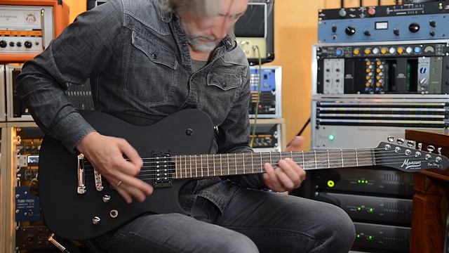 Cort MBM-1 Manson Meta Black - Sound Demo (no talking) смотреть онлайн