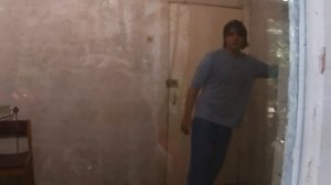 ПСИХУШКА - АГРЕССИВНЫЙ ПАЦИЕНТ ЛОМАЕТ РЕШЁТКУ