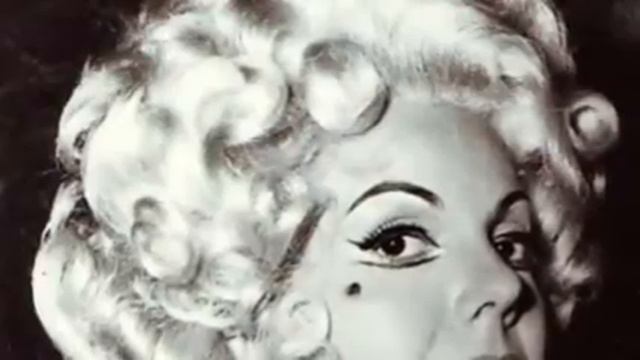 Raina Kabaivanska is Manon - Gavotte & Minuetto Pazzesche смотреть онлайн