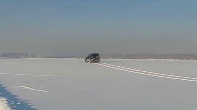 Паджеро 2 на заднем приводе по легкому снегу смотреть онлайн