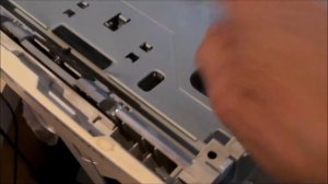 HP LaserJet 1160 and LaserJet 1320 yellow blinking light;  paper full