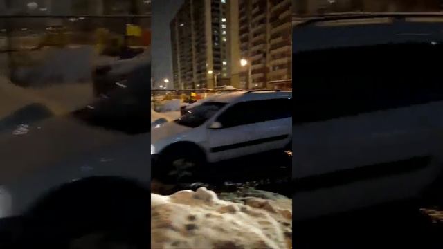 в Мурино прорвало пожарный гидрант смотреть онлайн