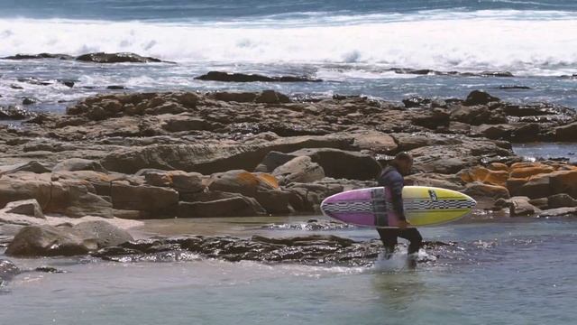 Surfboard Review, Natural Curve - The Regular Guy, S02E02 смотреть онлайн