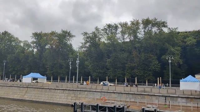 Супер прогулка на теплоходе Снегири смотреть онлайн