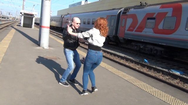 Марго и Слава. Бачата на вокзале смотреть онлайн