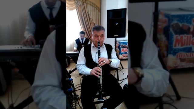 Klarnet İsmayıl Zengilanlı смотреть онлайн