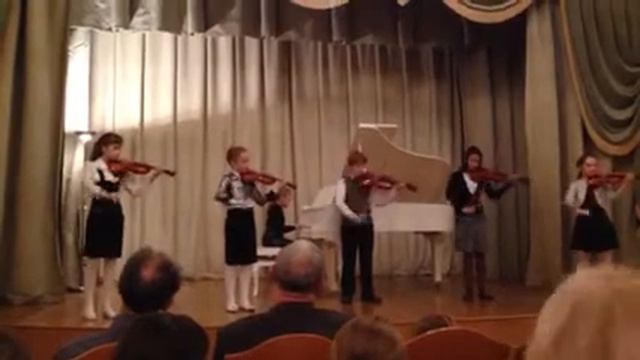 Алиса Буряковская и ансамбль скрипачей смотреть онлайн