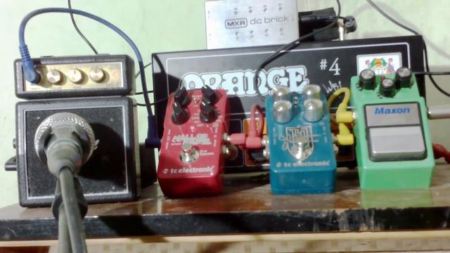 Effects Pedals on Marshall MS 2 mini amplifier смотреть онлайн