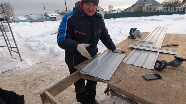 Резать БОЛГАРКОЙ металлический софит НЕЛЬЗЯ! Правильная резка профлиста, профнастила металлочерепиц смотреть онлайн