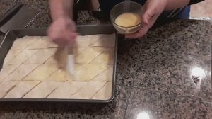 Пахлава из теста Фило . Очень простой рецепт.