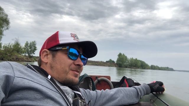 КАЛЕНДАРЬ РЫБОЛОВА. Работает ли он?! Первый день проверки. смотреть онлайн