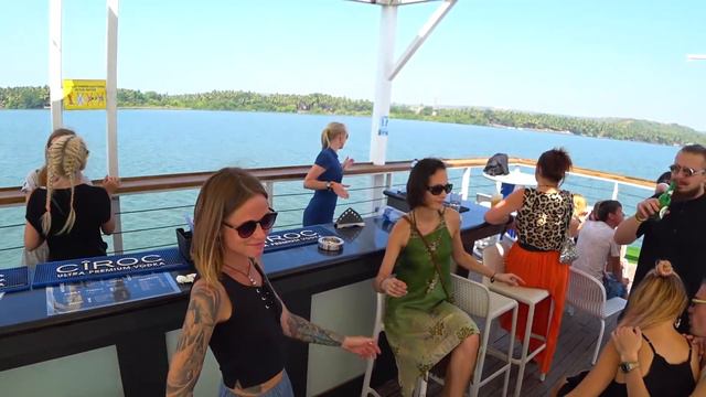 NYE party in GOA 2018 / Новый год в ГОА 2018. смотреть онлайн