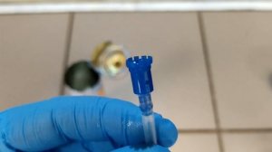 Почему освежитель воздуха перестает работать, хотя в нем еще остается жидкость?