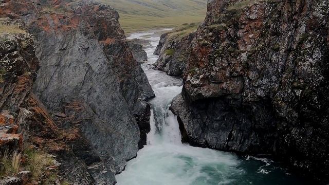Путешествие на Алтай. Самые большие водопады Горного Алтая. Дикие места природы горного Алтая. смотреть онлайн