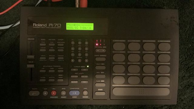 Roland R-70 Jam смотреть онлайн