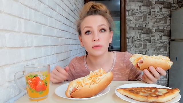 Мукбанг// хот-дог// суп //пирожек. Как мне поступить ? смотреть онлайн