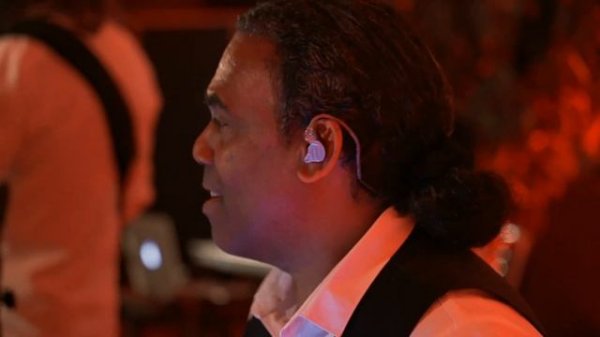 Как прошёл трибьют Sade на тёплой крыше / ROOFEVENTS.RU