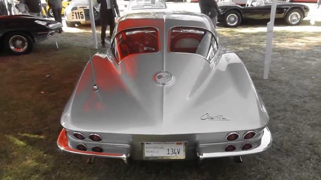 1963 Chevrolet Corvette Stingray Split Down at CAR CLASSIC 2013 смотреть онлайн