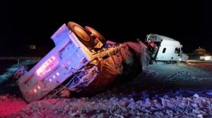 Дальнобой Америка. ПОПАЛ В СТРАШНУЮ АВАРИЮ НА БИЗОНЕ. Дорога в Лос-Анджелес Калифорния. Часть 1