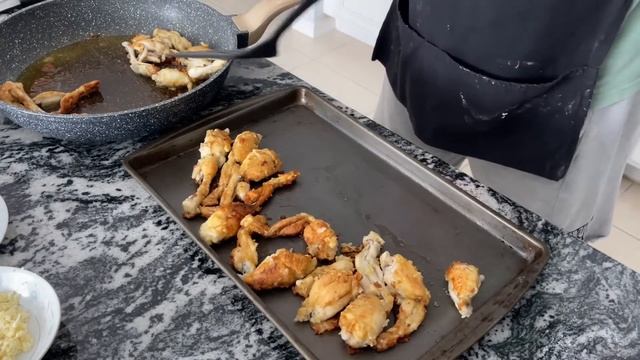 Лягушачьи лапки, рецепт от Винсента, охх… #еда #кухня #рецепты смотреть онлайн