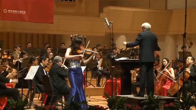 梁祝小提琴协奏曲 - 苏雅菁（高伟春指挥）Butterfly Lovers Violin Concerto - Su Yajing (Gao Weichun conducts) смотреть онлайн