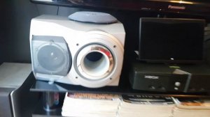 AIWA NSX-SZ35 SUBWOOFERED 2 WAY SPEAKERS - 2