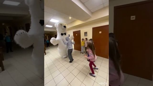 Белый мишка . Поздравление . С днем Рождения мальчика 10 лет смотреть онлайн