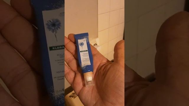 Klorane : Roll on defatigant yeux au bleuet bio !!!! смотреть онлайн