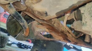 Замена подрамника на Logan..mp4