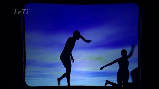 Потрясающее выступление.Shadow Theatre Attraction (Театр теней Аттракцион) смотреть онлайн