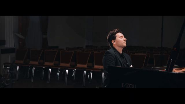 SILENCE OF THE STREETS. Songs for Trio смотреть онлайн