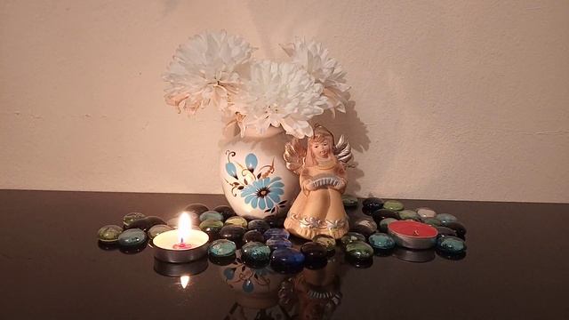 Почему в дом нельзя покупать искусственные цветы. Опасность искусственных цветов. Живые цветы в дом смотреть онлайн