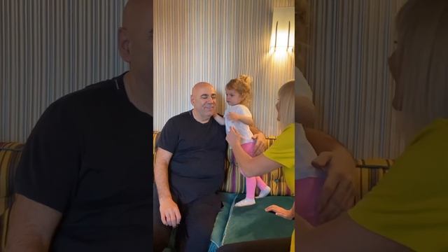 Селин. Валерия и Иоисф Пригожин. Серия 9 смотреть онлайн