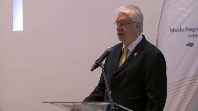 Integrationsminister Jörg-Uwe Hahn: Modellregionen Integration смотреть онлайн