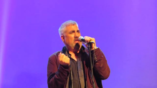 Taylor Hicks Covers Levon смотреть онлайн