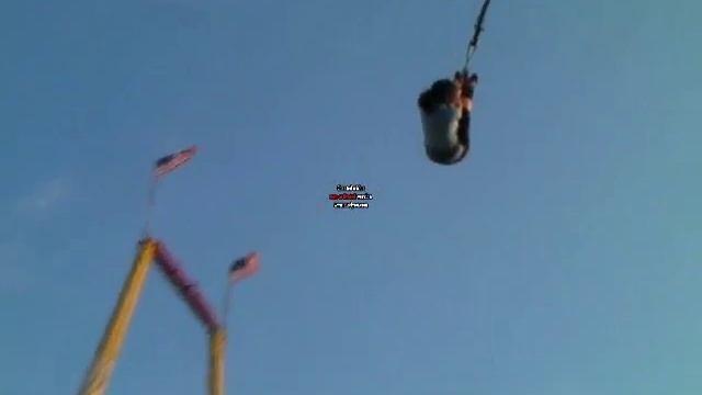 Bungee Jumping and Free Falling смотреть онлайн