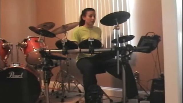 Lisa Tassone - Behind These Hazel Eyes смотреть онлайн