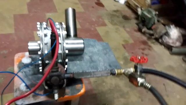 Импульсная турбина внутреннего сгорания (роторный двигатель). смотреть онлайн