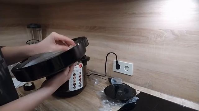 Moulinex CE222B32 Мультиварка-скороварка. Распаковка. смотреть онлайн