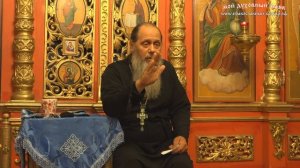 Как правильно перекрестить человека, стоящего напротив?