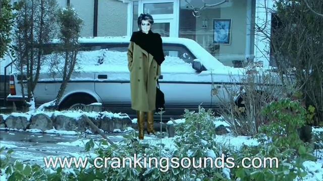 Cranking Snowy Volvo - Pedal Pumping /Cranking смотреть онлайн