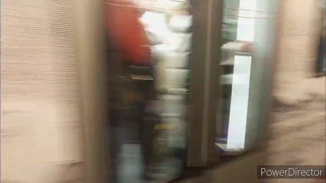 Сборник видео метро Санкт-Петербурга (Поймал именной поезд) смотреть онлайн