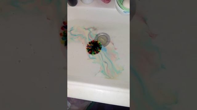 Вот что можно сделать с ватным диском и маркерами !) смотреть онлайн