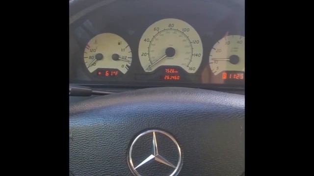2003 Mercedes-Benz C-230 Startup (READ DESCRIPTION) смотреть онлайн
