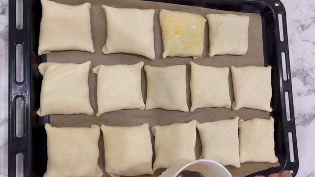 Когда совсем нет времени! беру готовое слоенное дрожжевое тесто и пеку самсу за 15 минут смотреть онлайн