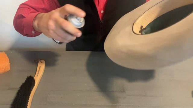 Cleaning felt hat and removing oil stain смотреть онлайн